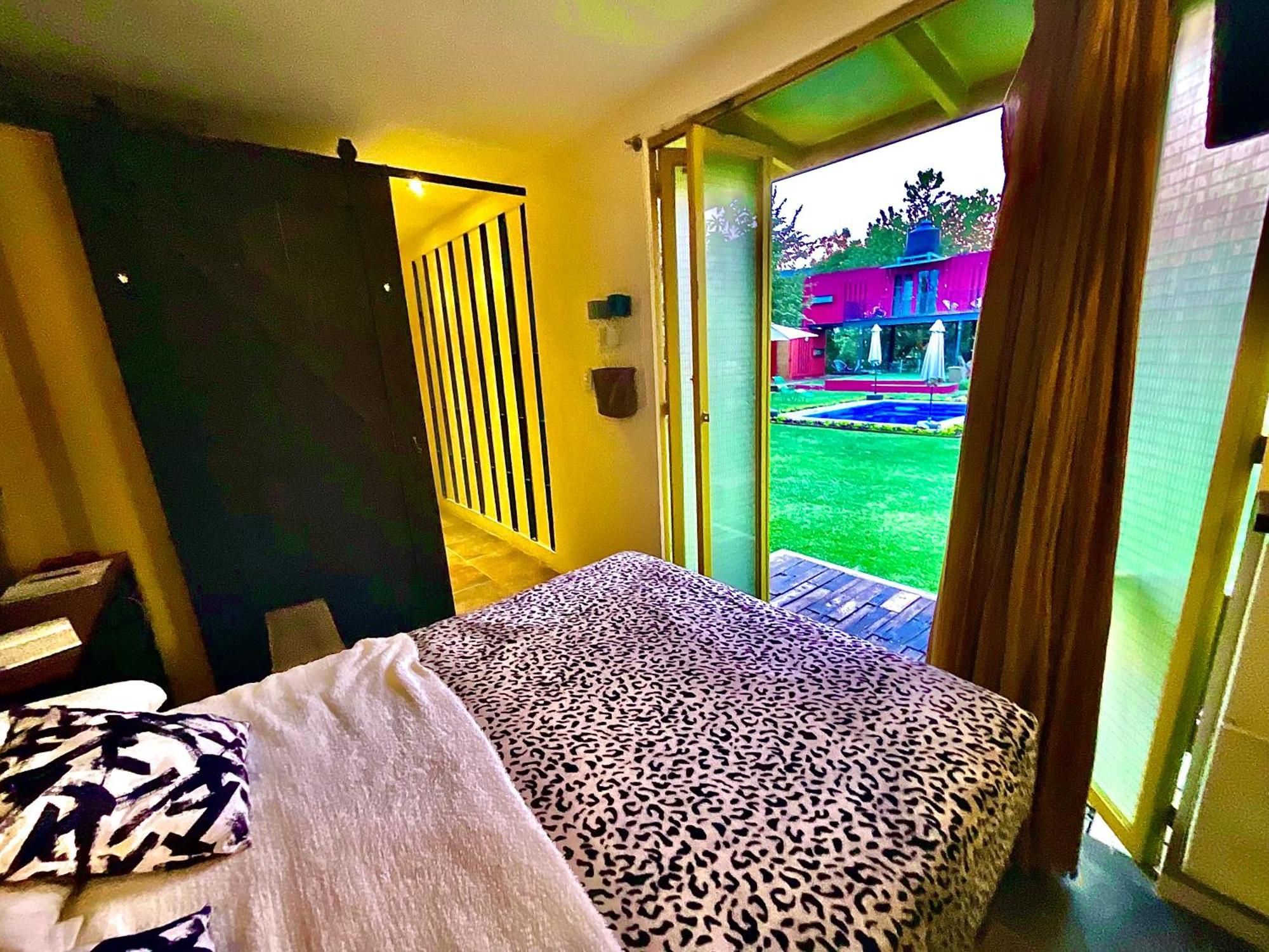 Container House Aparthotel Tlayacapan Exterior photo
